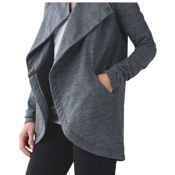 Lululemon That's A Wrap - Picture 8 of 16